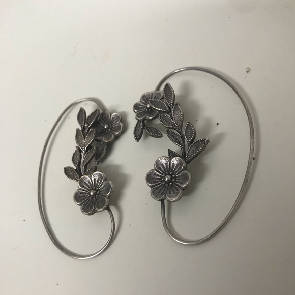 Flower Vine Earcuffs / Ear wraps - Picture 6 of 8